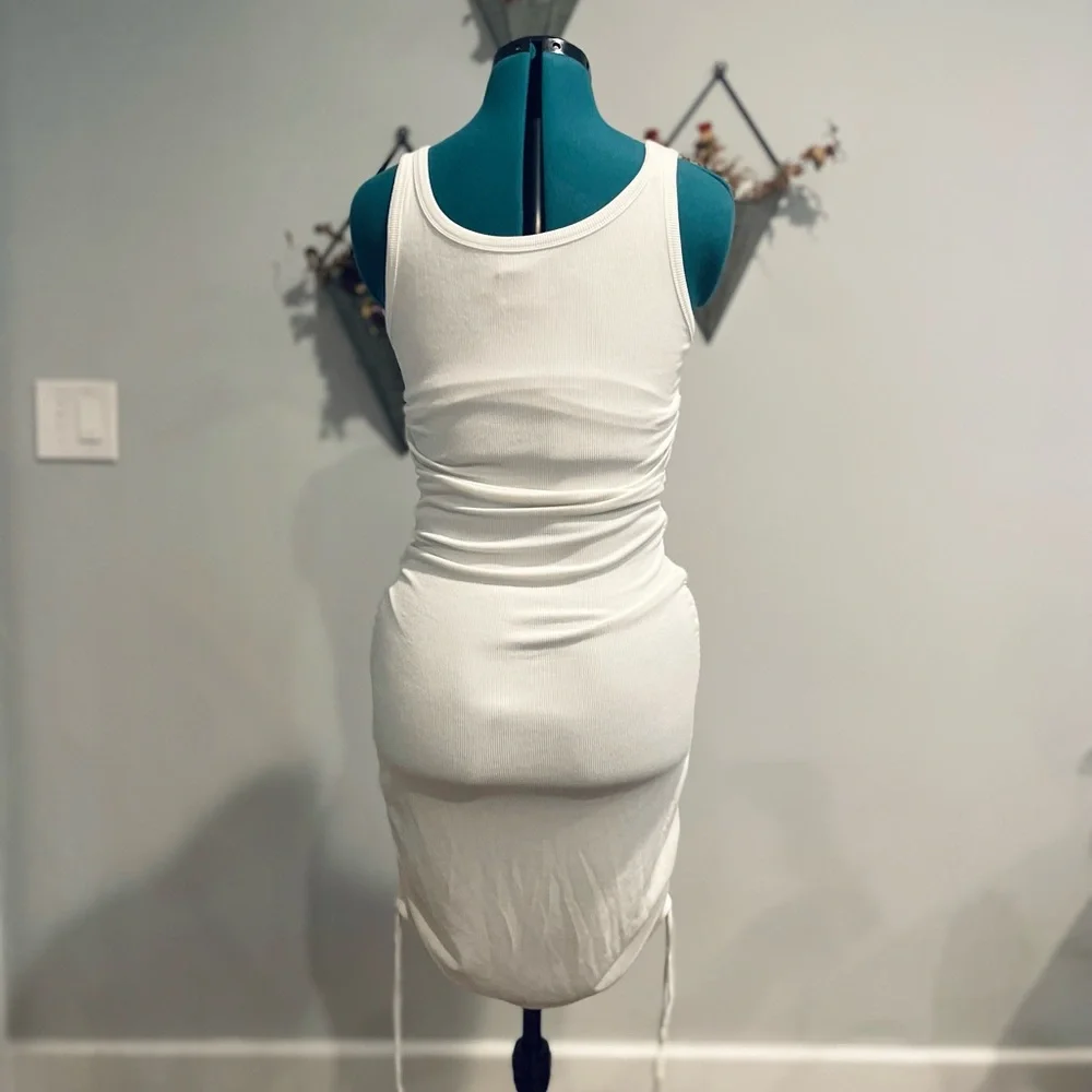 Princess Polly White Bodycon Ruched Dress - Picture 4 of 5
